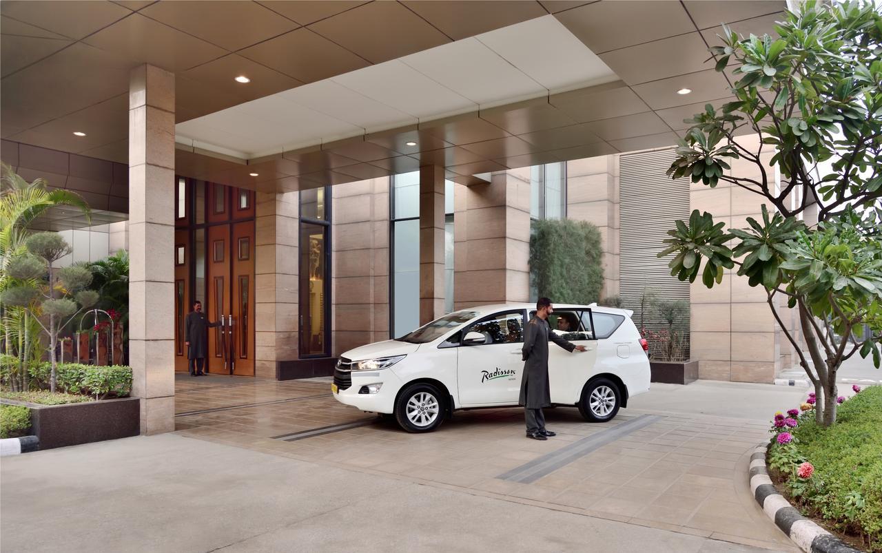 Radisson Noida Hotel Exterior photo