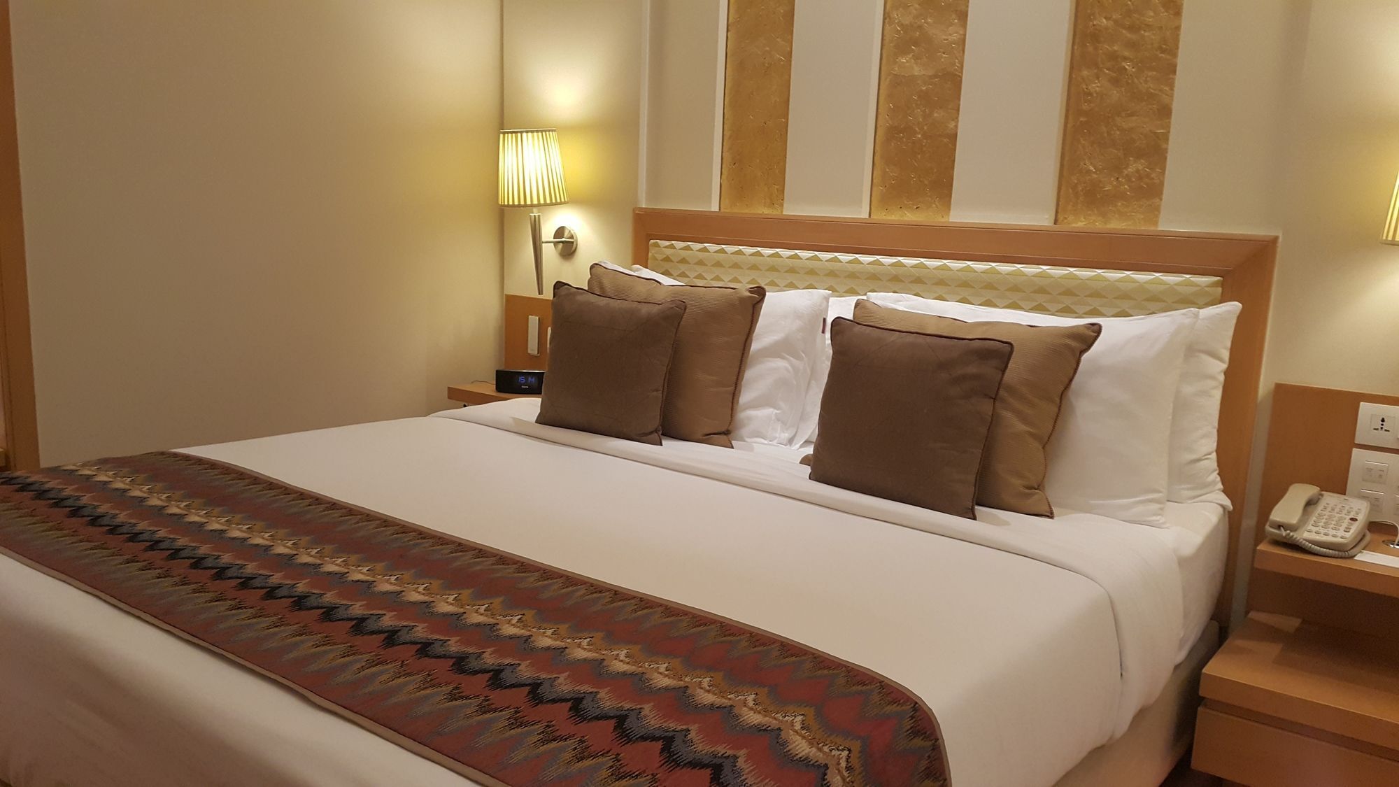 Radisson Noida Hotel Exterior photo