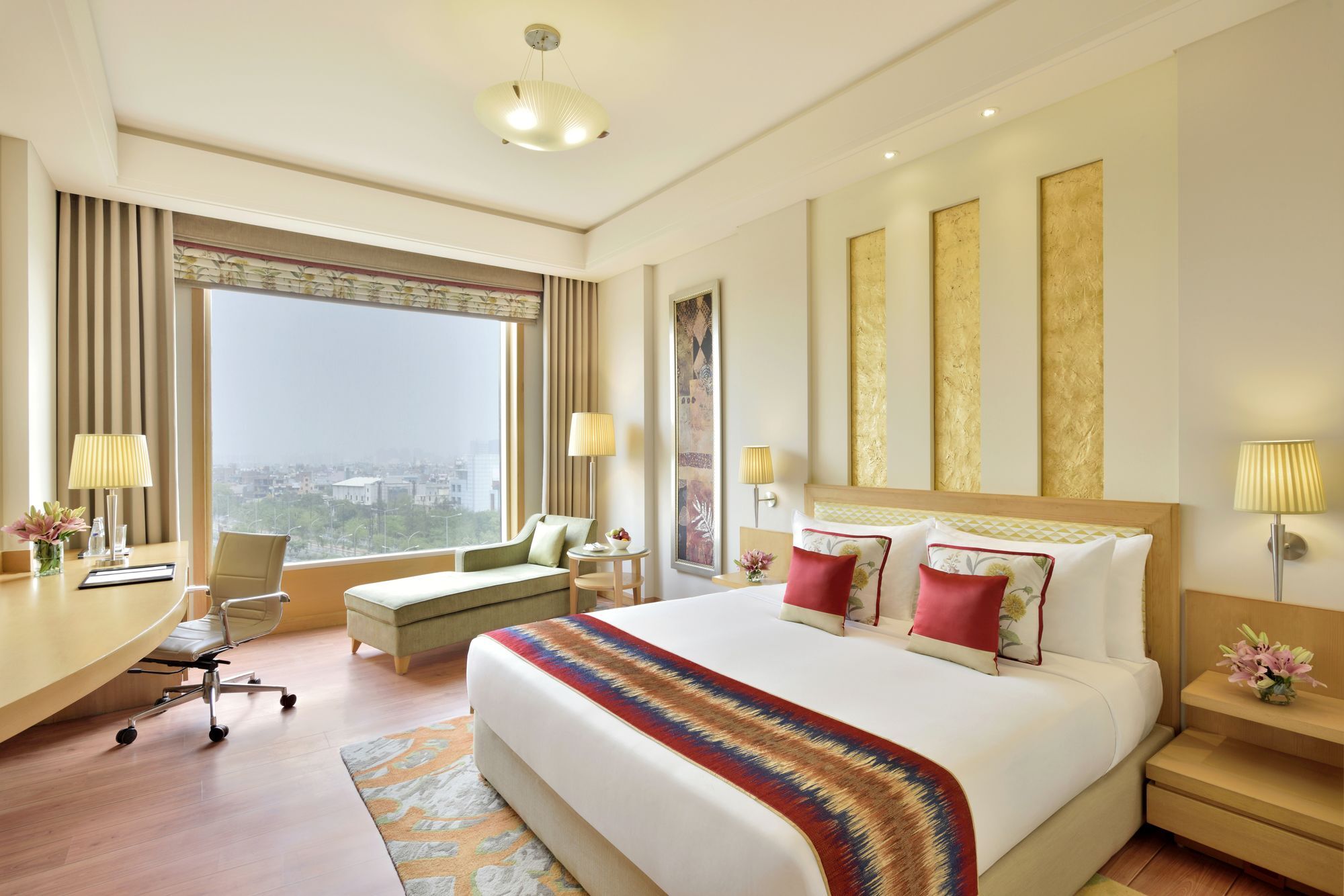 Radisson Noida Hotel Exterior photo