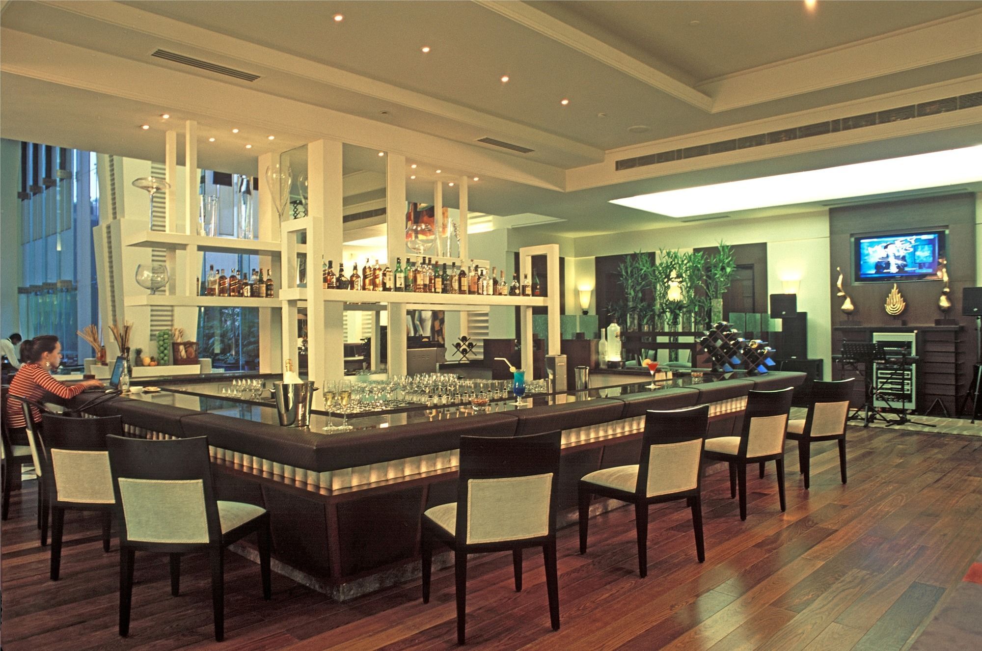 Radisson Noida Hotel Exterior photo