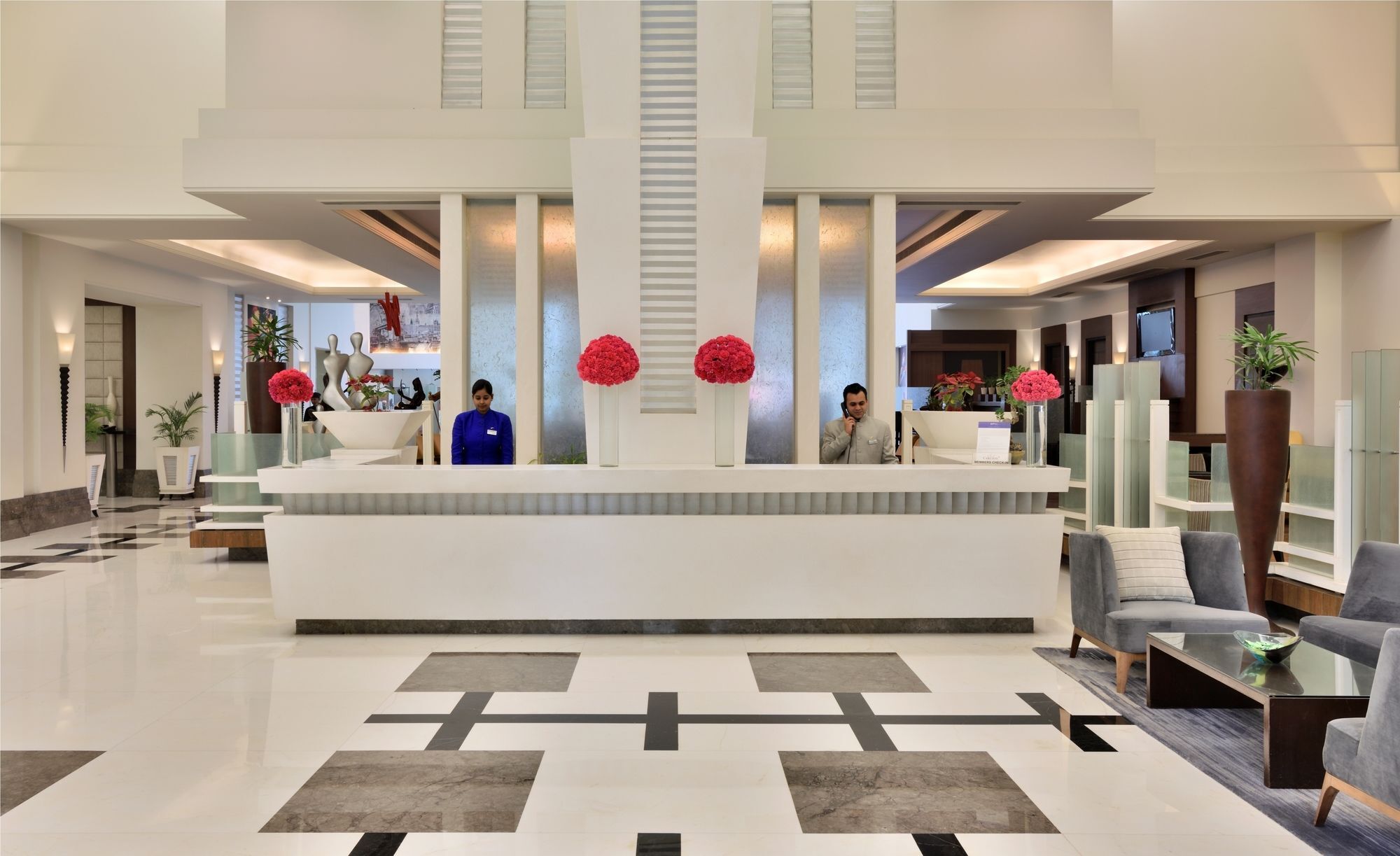 Radisson Noida Hotel Exterior photo
